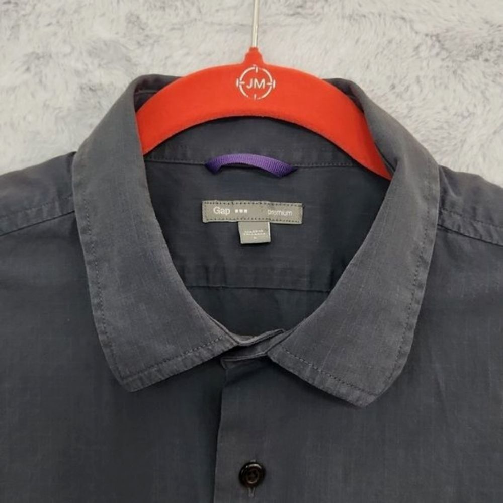 GAP mens button dowm - Picture 12 of 12